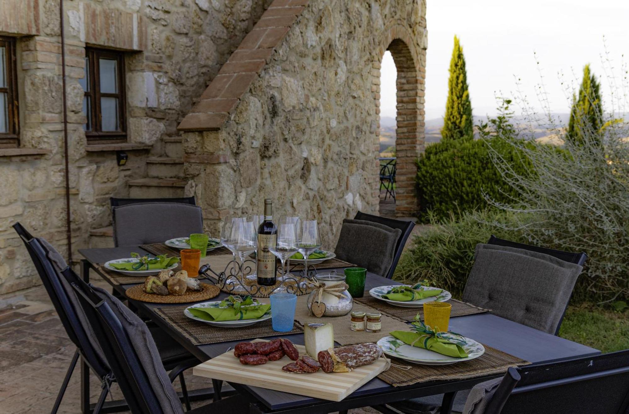 Relax Palazzo Monaci Apartment อัสเชียโน ภายนอก รูปภาพ
